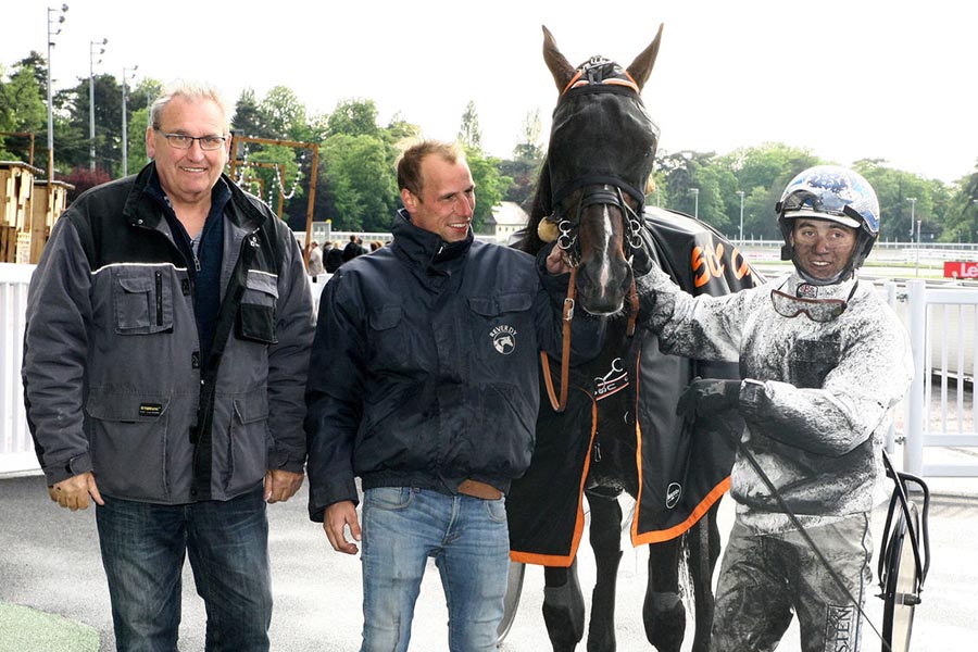 Hooters USA wint ook op Vincennes